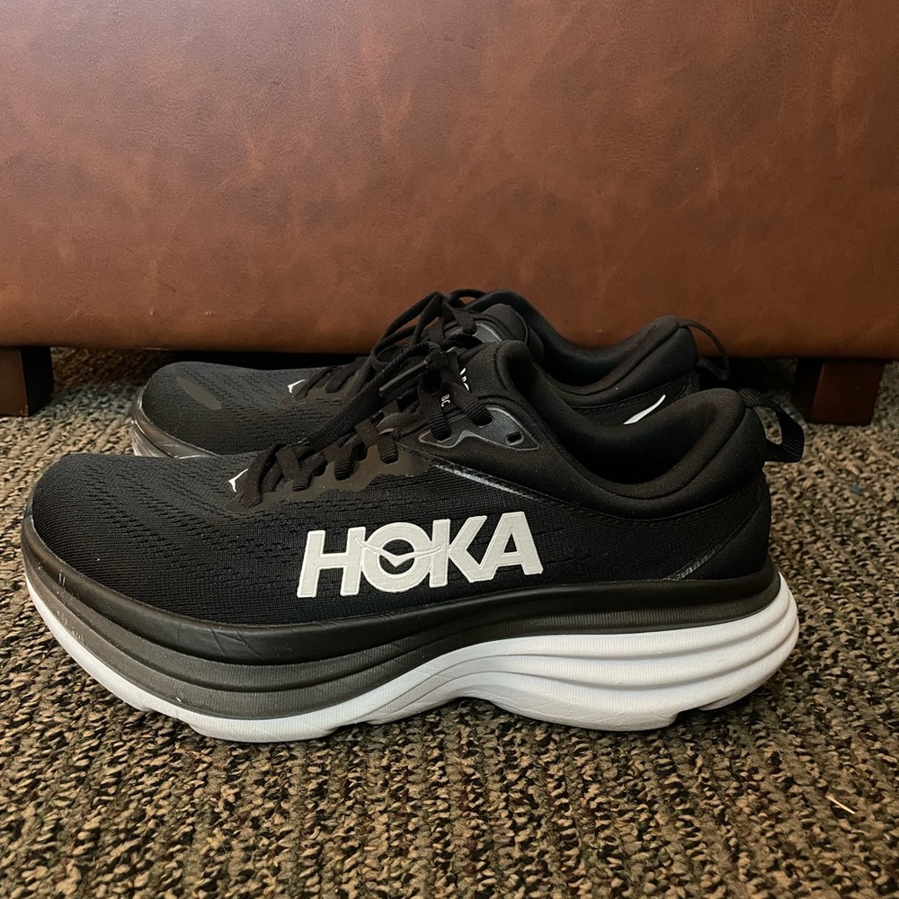 Hoka Bondi 8 running shoes 8.5